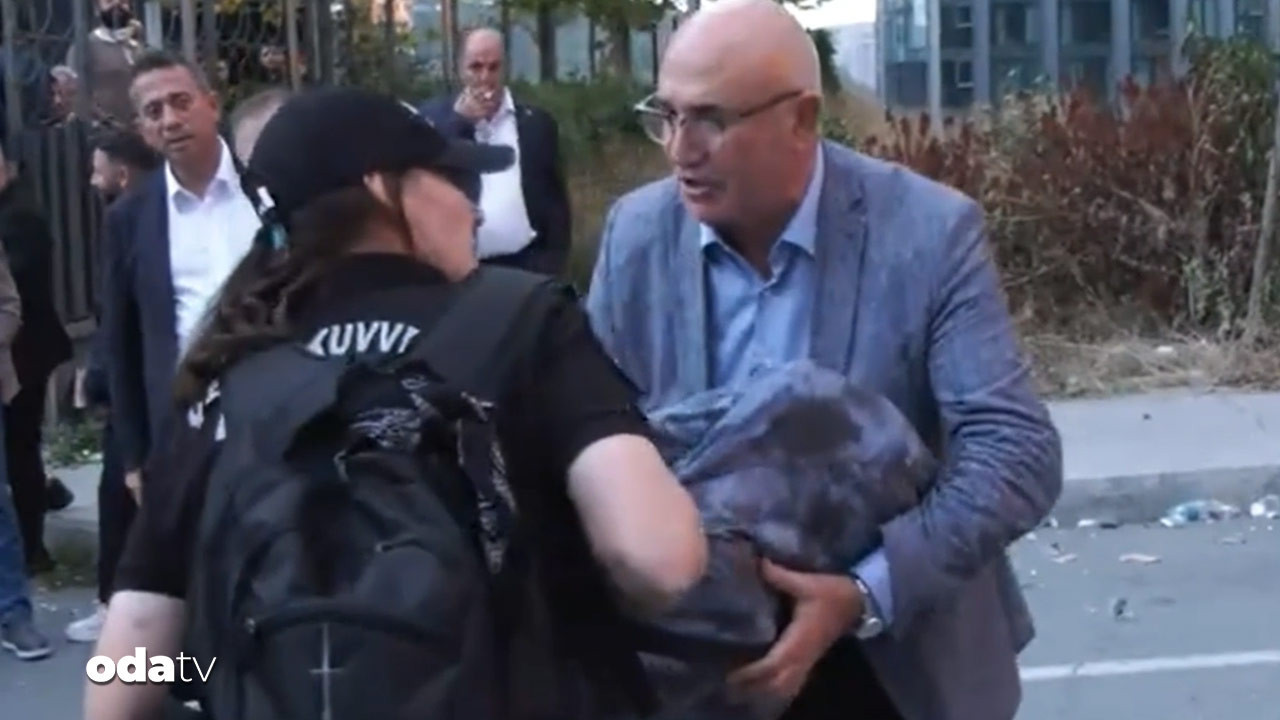 mahmut tanal kibarligi kadin polise yardim etmek istedi IDahQlKn