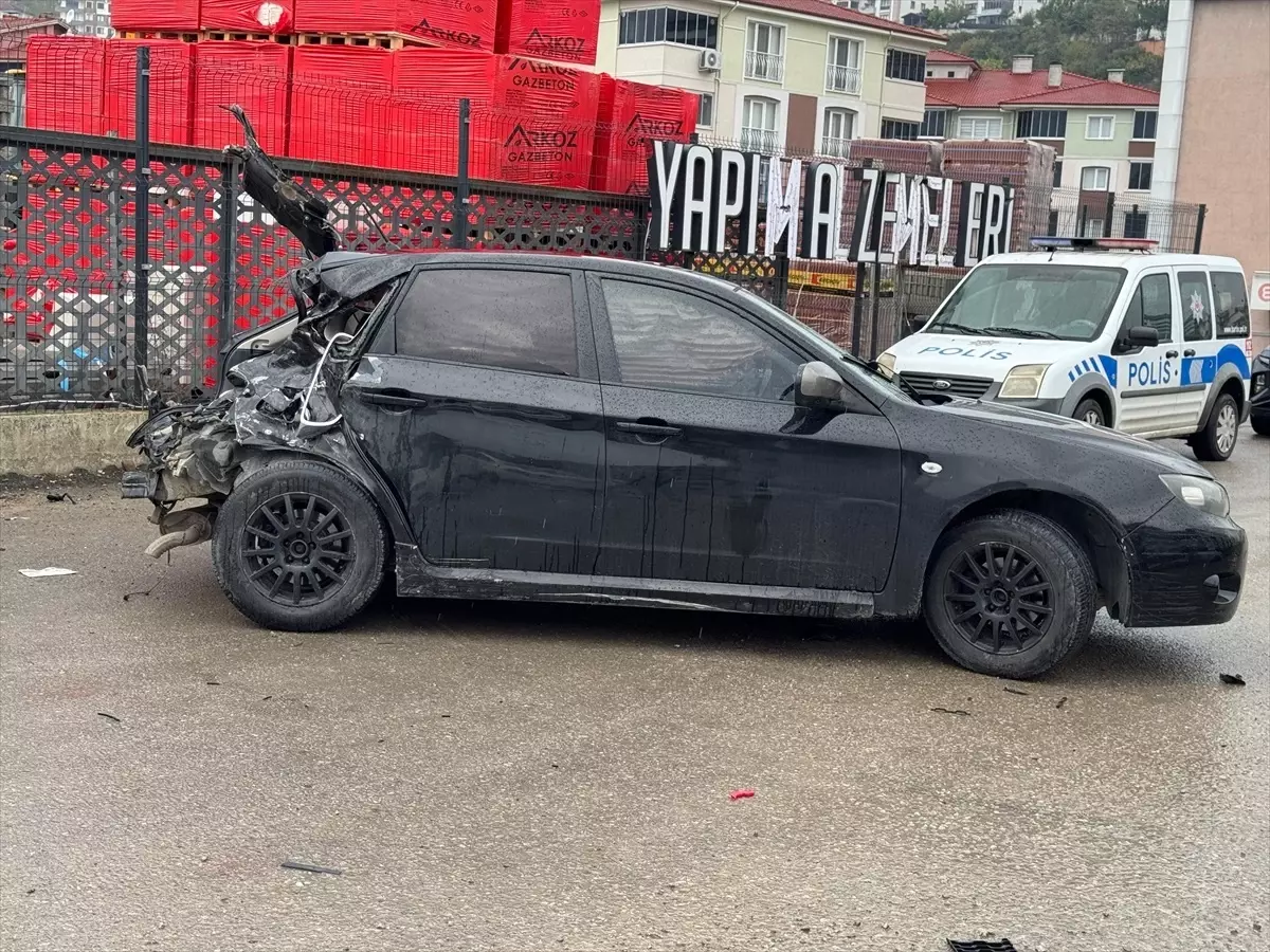 alkollu surucu kaza yapti universite ogrencisi hayatini kaybetti C6J6SVwY.jpg