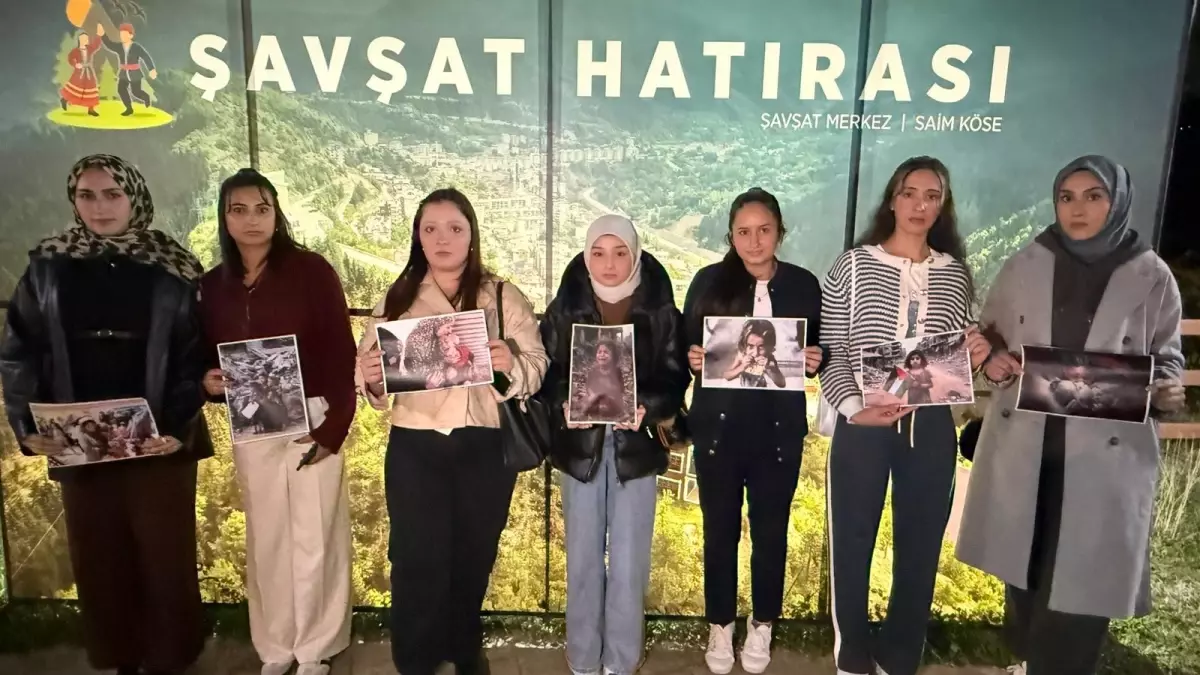 artvindeki ogrencilerden gazzedeki kiz cocuklari icin anlamli farkindalik etkinligi fTrXy8Nr.jpg