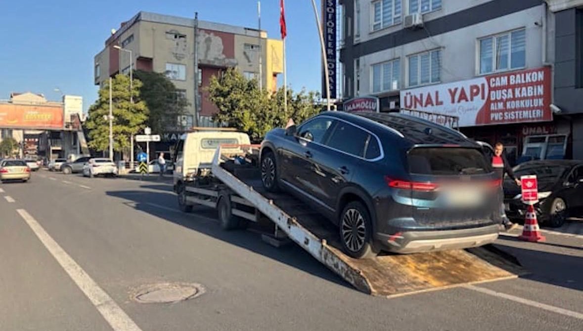 drift tutkusu nedeniyle 60 gun ehliyetinden oldu EMnpBUwj.jpg