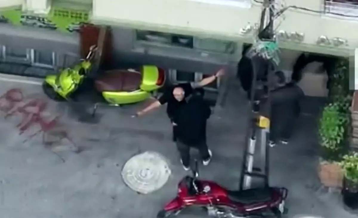 esenyurtta uyusturucu ticareti yapanlar sucustu yakalandi pv8Ua7fp.jpg