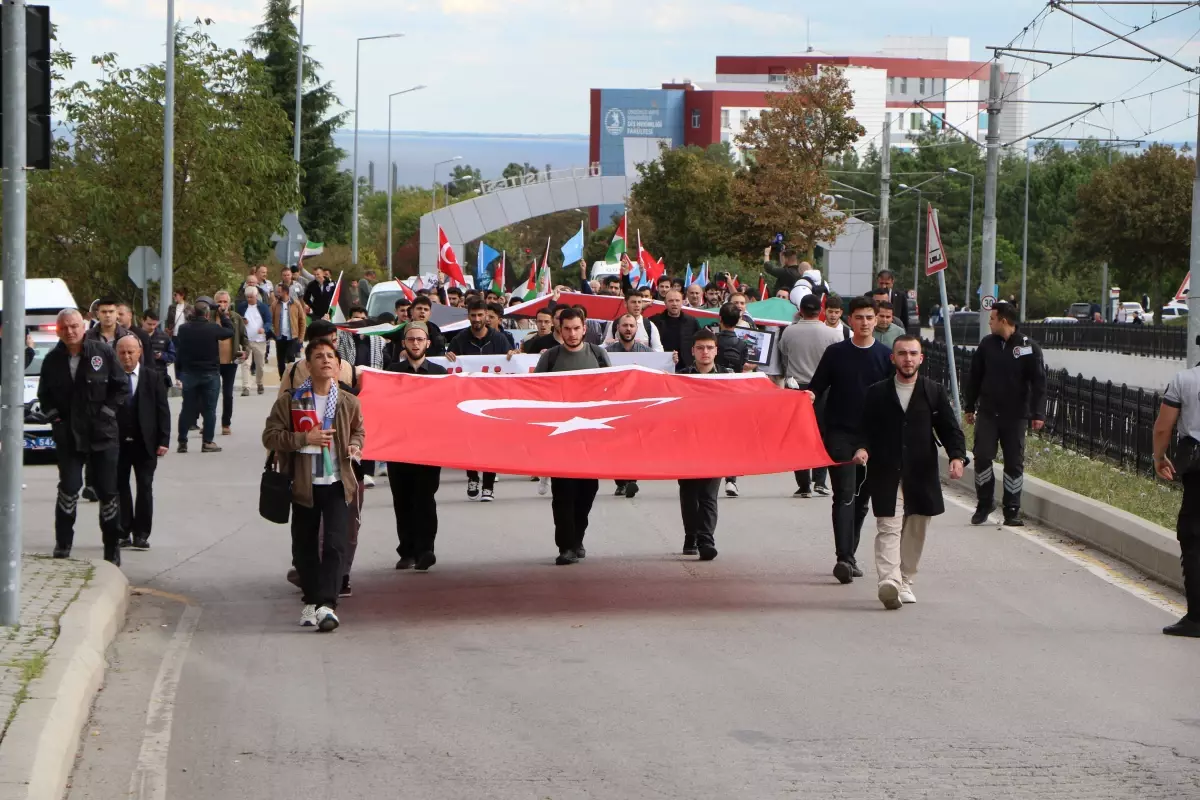 omu ogrencileri israili protesto edip filistine destek verdi GFp5CAr9