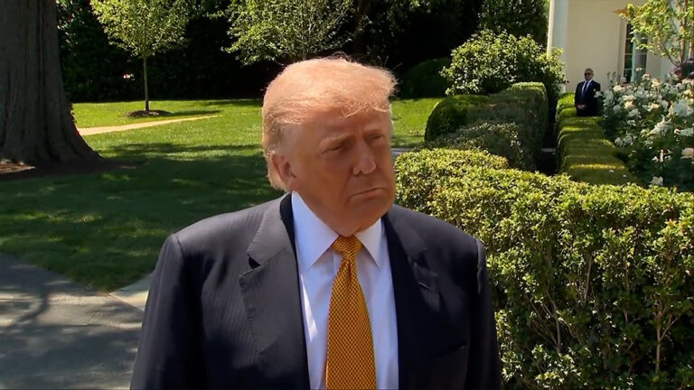 trump-cin-ziyareti-oncesi-konustu-savasi-oyle-ya-da-boyle-kazanacagiz-mB23LEMQ